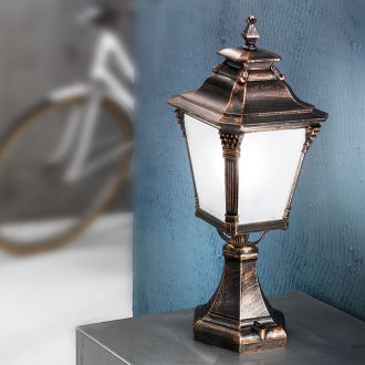 AIKO klasszikus kültéri álló lámpa, rozsdabarna